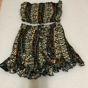 Amable two piece small shorts and tube top multi colored flower design